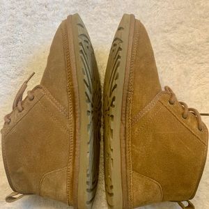 Men’s Ugg’s Neumel boot size 8 / Slightly worn